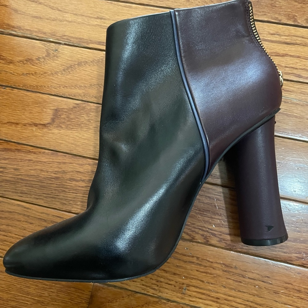 Cabi Bisset Bootie size 10